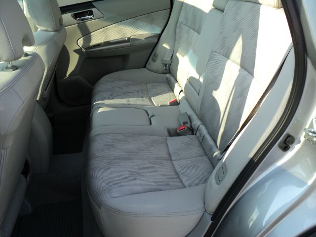 2010 Subaru Forester 2500hd 4x4 W/ Plow System