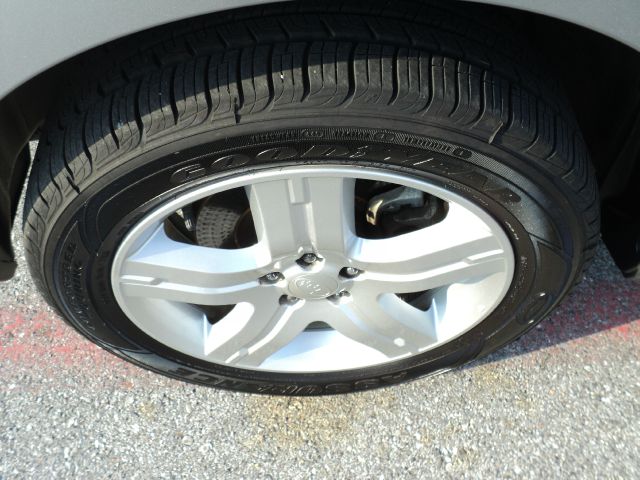 2010 Subaru Forester 2500hd 4x4 W/ Plow System