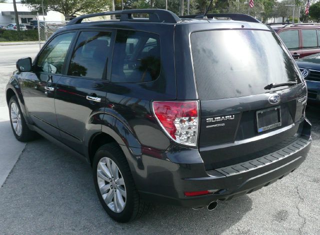 2011 Subaru Forester 2dr 2.5L PZEV