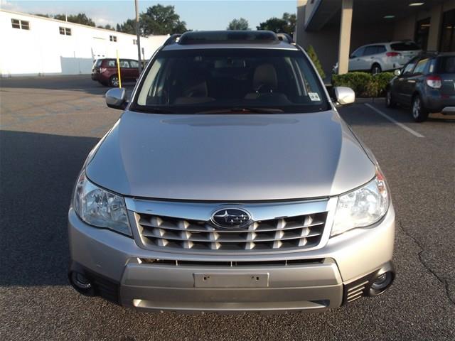 2011 Subaru Forester 2500hd 4x4 W/ Plow System