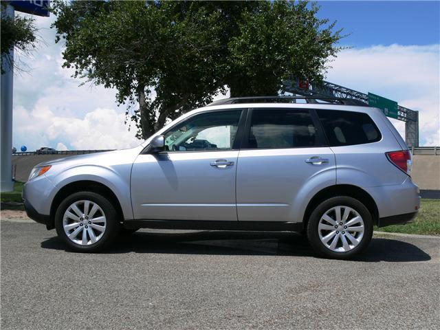 2012 Subaru Forester 2dr 2.5L PZEV