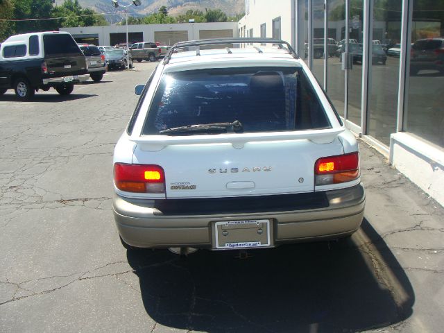 2000 Subaru Impreza Clk32