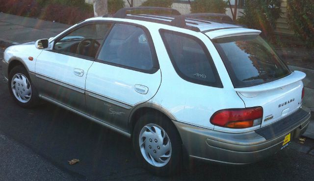 2000 Subaru Impreza Clk32