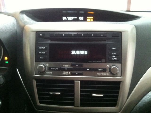 2010 Subaru Impreza 5 Passenger