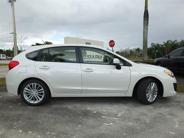 2013 Subaru Impreza Base Ext Cab Dually