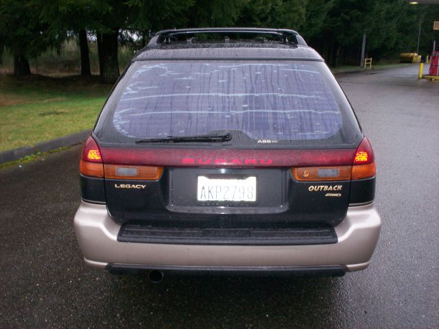 1999 Subaru Legacy REG CAB SLE