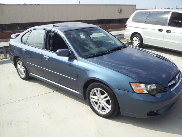 2005 Subaru Legacy LTZ 4X4 (marshalltown)