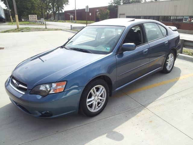 2005 Subaru Legacy LTZ 4X4 (marshalltown)