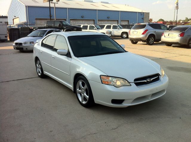 2006 Subaru Legacy LTZ 4X4 (marshalltown)