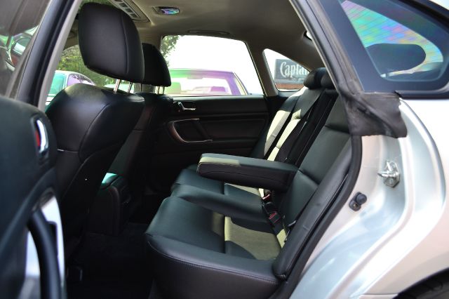 2006 Subaru Legacy LTZ 4X4 (marshalltown)