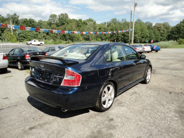 2007 Subaru Legacy LS Extended Cab 2WD AT