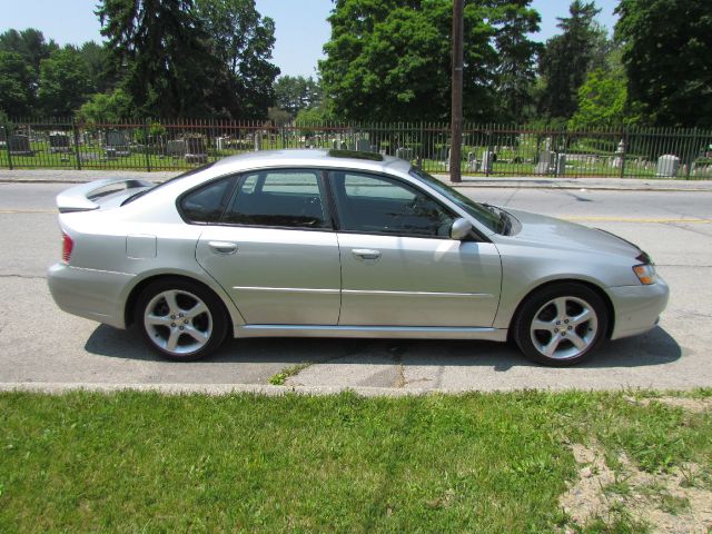 2007 Subaru Legacy LS Extended Cab 2WD AT