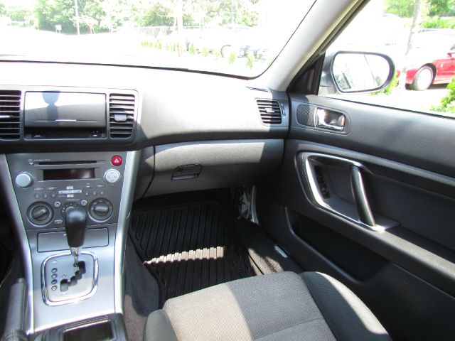 2007 Subaru Legacy LS Extended Cab 2WD AT