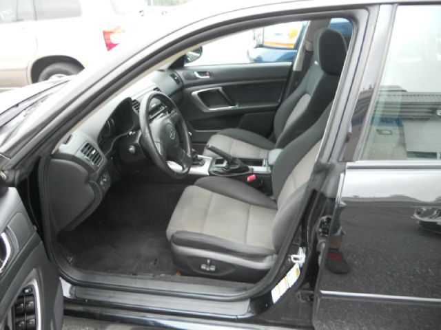 2007 Subaru Legacy LS Extended Cab 2WD AT