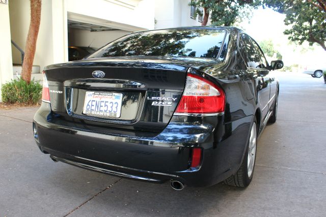 2008 Subaru Legacy LTZ 4X4 (marshalltown)