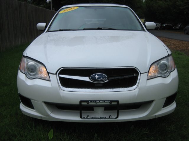 2009 Subaru Legacy Crew Cab Amarillo 4X4