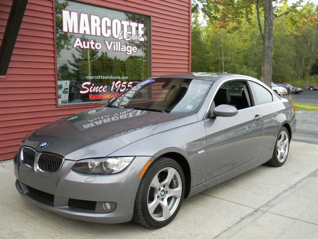 2009 Subaru Legacy LTZ 4X4 (marshalltown)