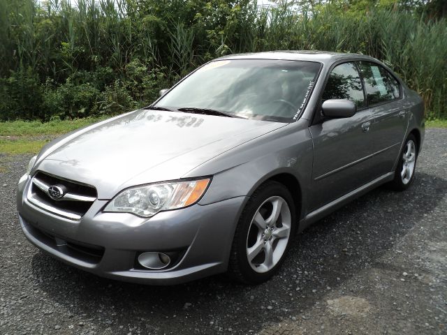 2009 Subaru Legacy LTZ 4X4 (marshalltown)
