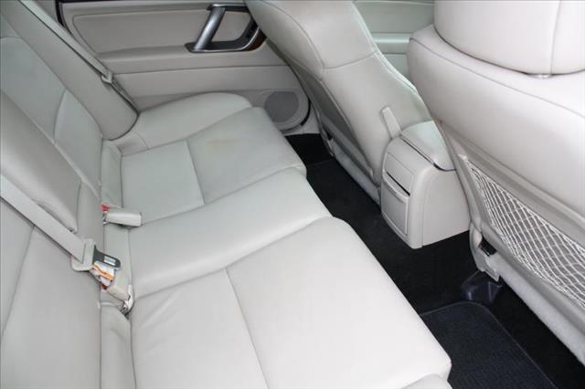 2009 Subaru Legacy Luxury Package AWD