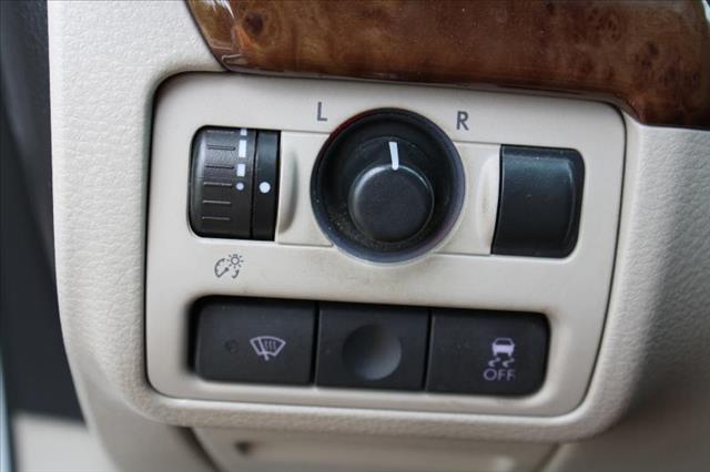 2009 Subaru Legacy Luxury Package AWD