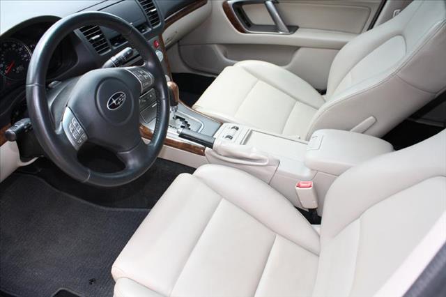 2009 Subaru Legacy Luxury Package AWD