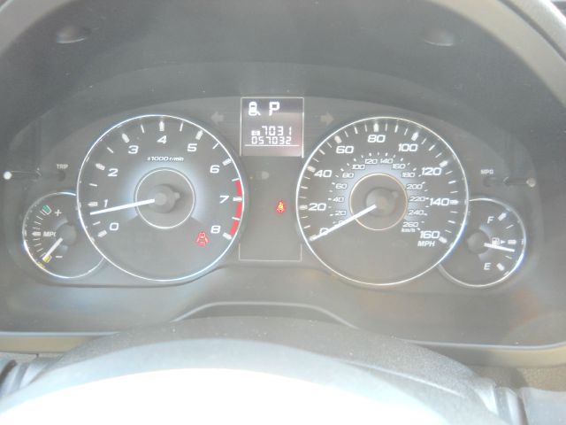 2010 Subaru Legacy LTZ 4X4 (marshalltown)