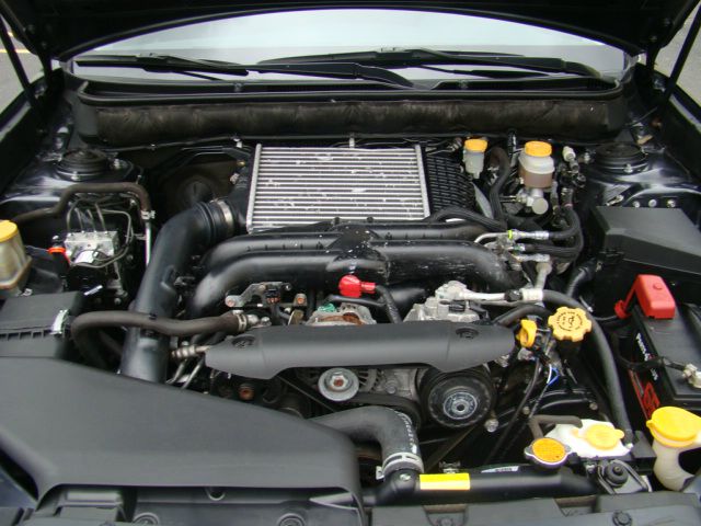 2010 Subaru Legacy LTZ 4X4 (marshalltown)