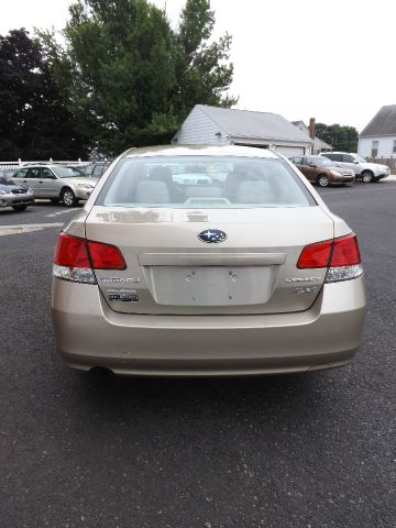 2010 Subaru Legacy 2 Door