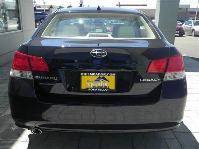 2013 Subaru Legacy LTZ 4X4 (marshalltown)