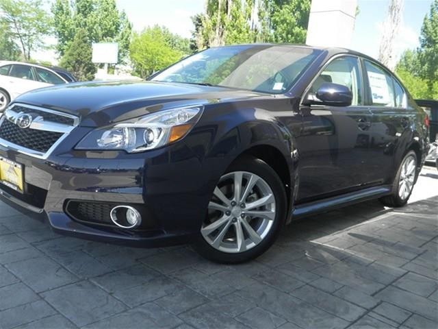 2013 Subaru Legacy LTZ 4X4 (marshalltown)