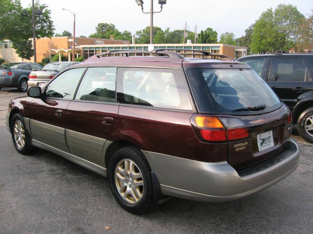 2000 Subaru Outback LS 4WD