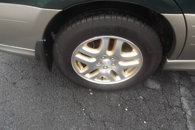 2000 Subaru Outback 4dr Sdn GXE Auto