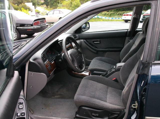 2000 Subaru Outback SW2