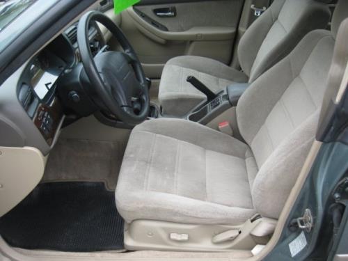 2000 Subaru Outback 4dr Sdn LS W/1ls