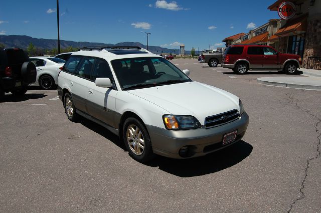 2000 Subaru Outback LS 4WD