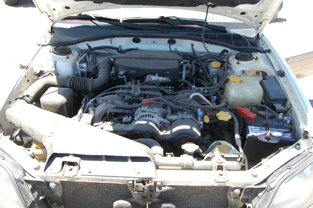 2000 Subaru Outback LS 4WD