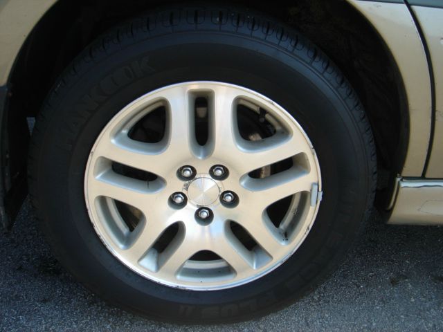 2000 Subaru Outback 143.5 LTZ