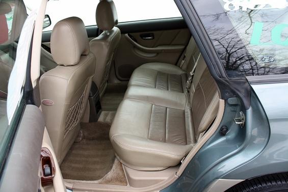 2001 Subaru Outback Unknown
