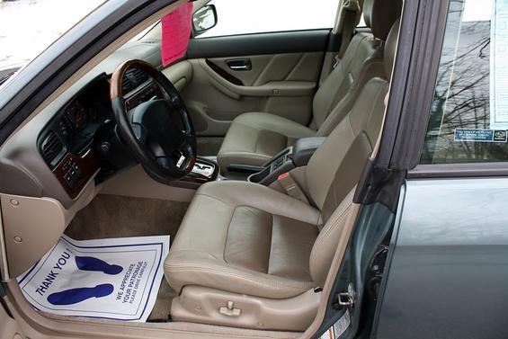 2001 Subaru Outback Unknown