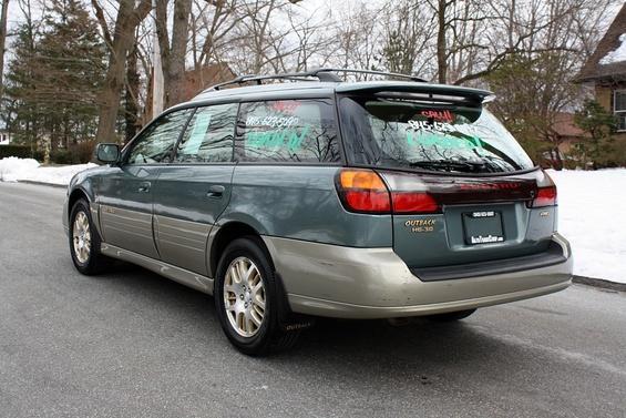 2001 Subaru Outback Unknown