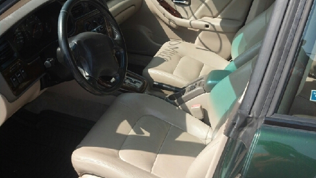 2001 Subaru Outback LS 4WD