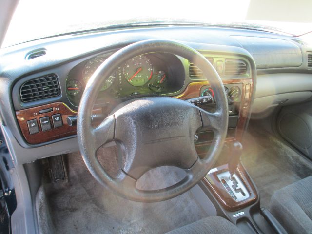 2001 Subaru Outback 143.5 LTZ