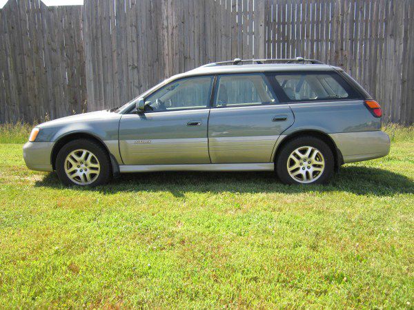 2001 Subaru Outback LS 4WD