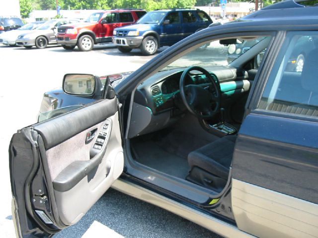 2001 Subaru Outback SW2