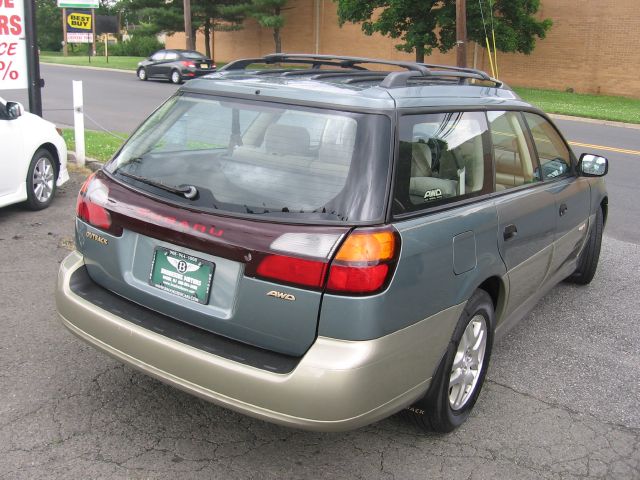 2002 Subaru Outback 143.5 LTZ