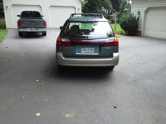 2002 Subaru Outback 143.5 LTZ