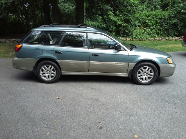 2002 Subaru Outback 143.5 LTZ