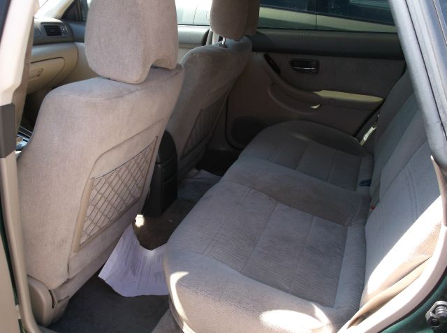 2002 Subaru Outback 143.5 LTZ