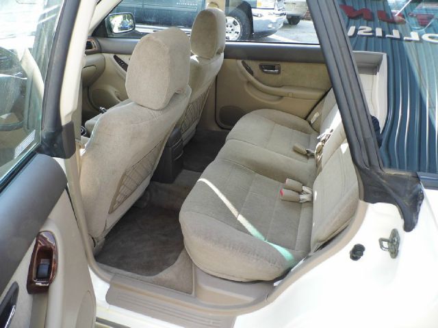 2002 Subaru Outback 143.5 LTZ