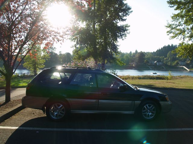2002 Subaru Outback 143.5 LTZ